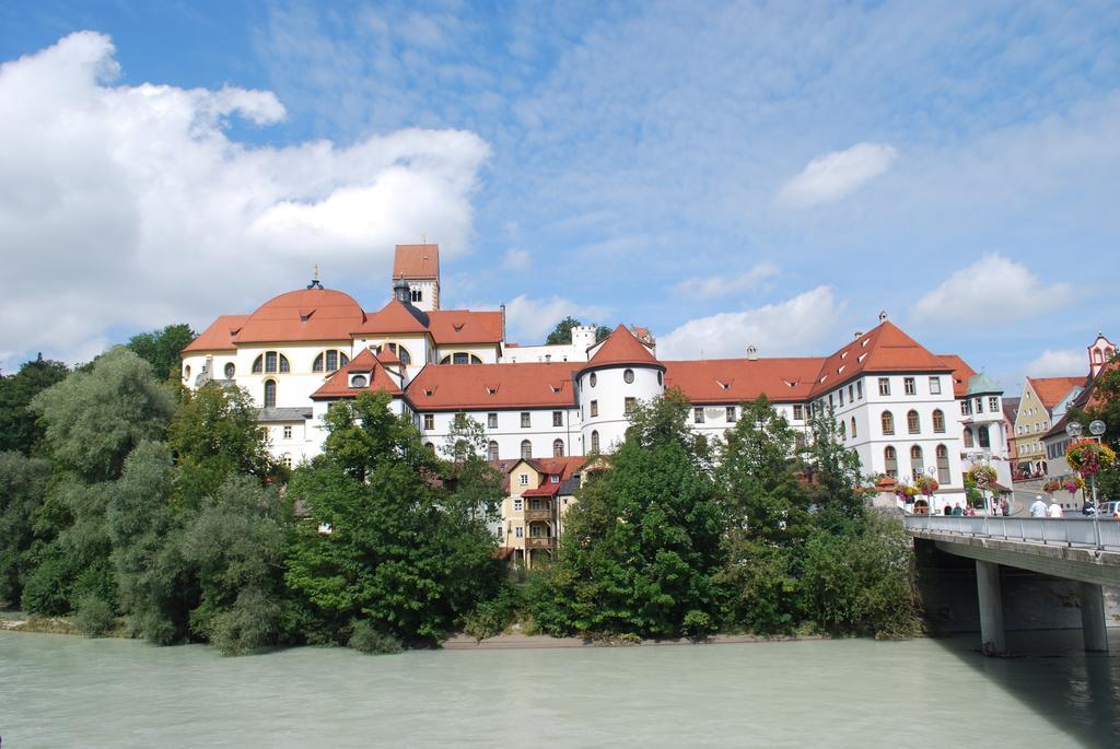 Dreimaederlhaus Am Berg Appartement Pfronten Kamer foto